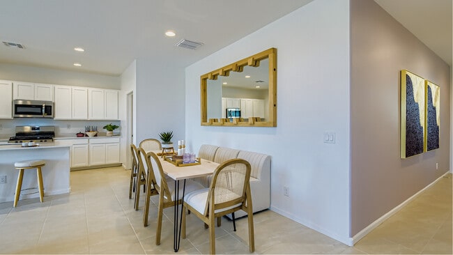 9646 W Verde Ln, Phoenix, AZ 85037 - photo 4