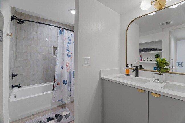 4641 N 8th Place unit ID1366953P, Phoenix, AZ 85014 - photo 7