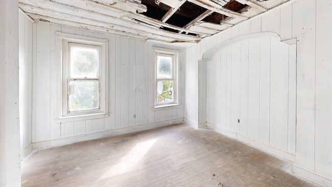 819 Princeton Ave, Camden, NJ 08103 - photo 2