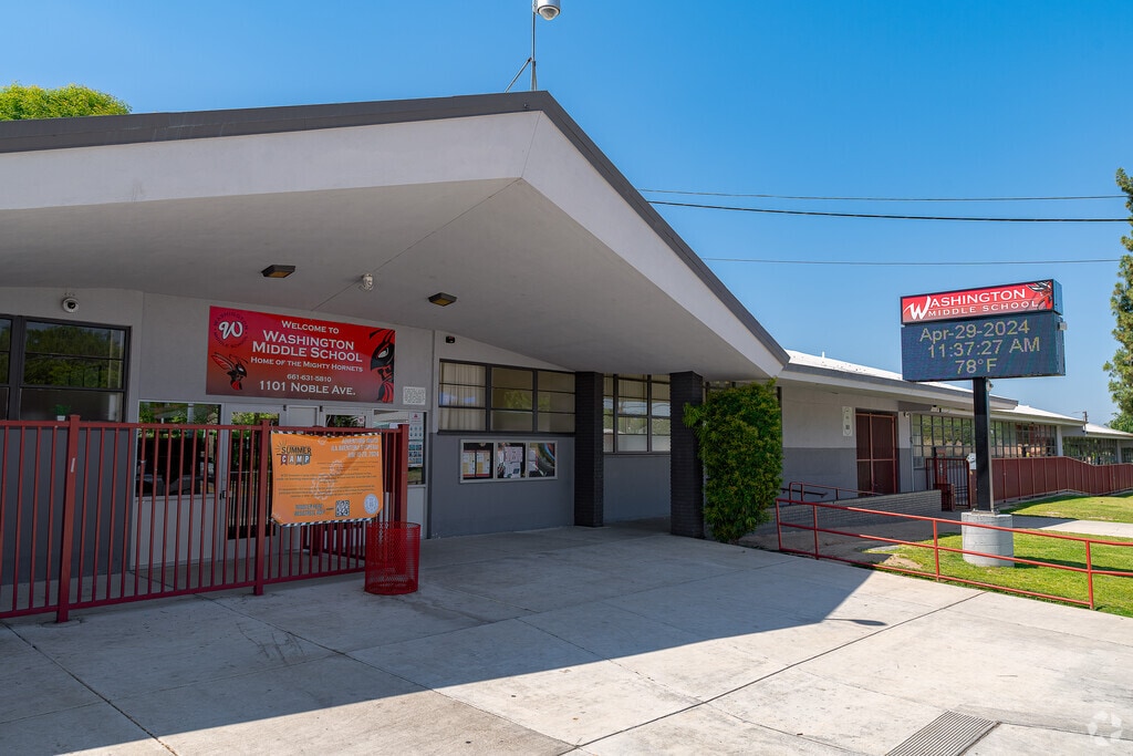 The sign at Washington Middle School welcomes students and staff as they enter the campus.