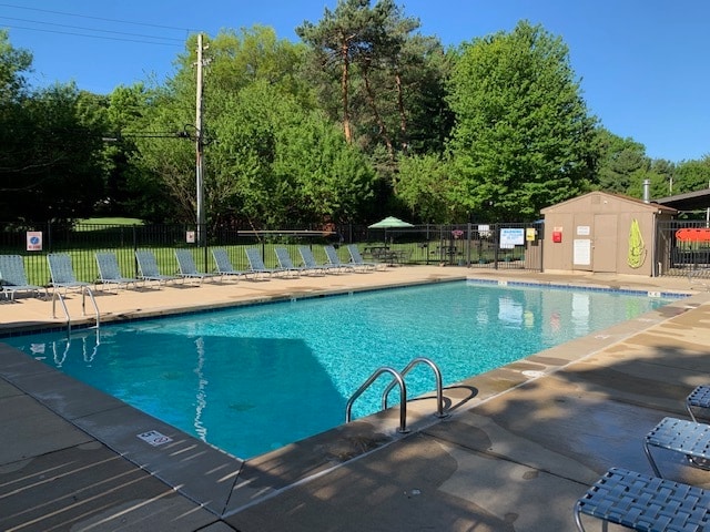 Victoria Plaza, North Olmsted, OH 44070 - photo 2