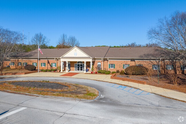 Oak Mountain Academy is a private Elementary, Middle, High School in the Carrollton, GA area.