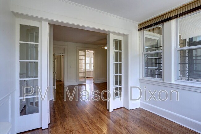 2417 Eutaw Place unit B, Baltimore, MD 21217 - photo 7