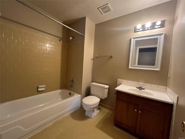 4142 Strathmore Dr, Montgomery, AL 36116 - photo 5