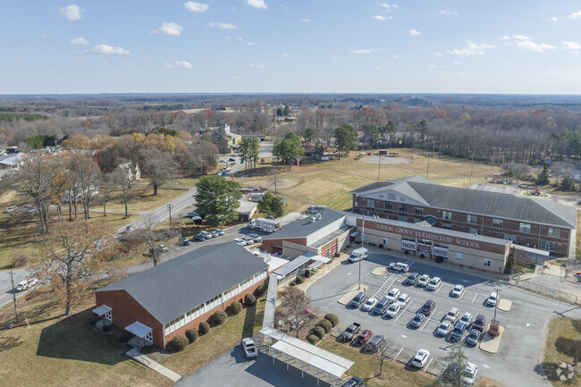 Union Grove Elementary School campus.