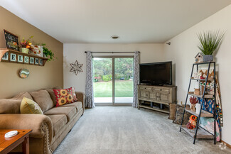 3150 S Pinewood Creek Ct, New Berlin, WI 53151