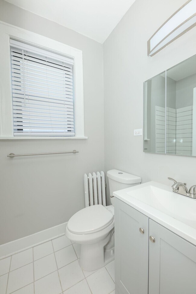 Renovated Units Blocks From The Lake and Downtown Evanston!, Evanston, IL 60202 - photo 6
