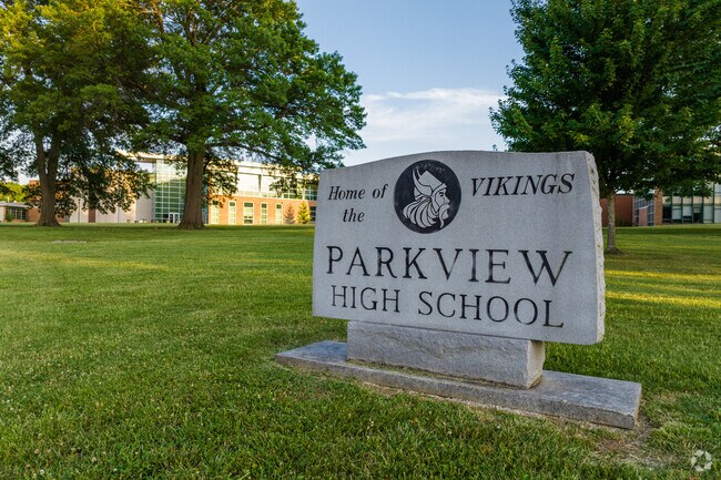 Parkview High School is one of 5 high schools in the Springfield Public Schools.