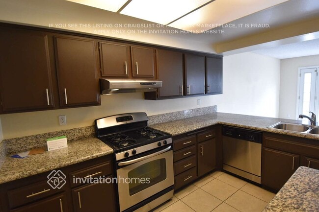 7506 St Clair Ave, Los Angeles, CA 91605 - photo 5