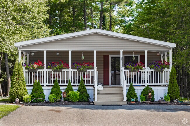 Many Standish homes have spacious front porches.