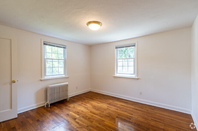 Garfield Park Apartments, Bound Brook, NJ 08805 - photo 6