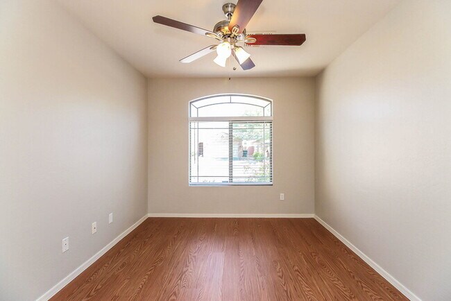 3329 W Wayland Dr, Phoenix, AZ 85041 - photo 4