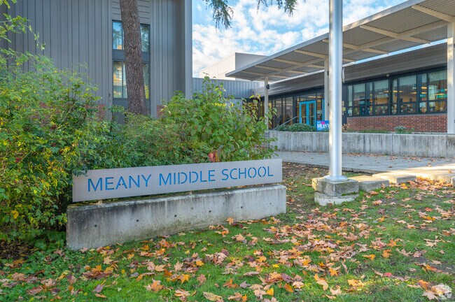Meany Middle School is a highly rated school near South Lake Union.