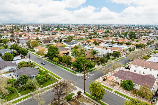 Enjoy a walkable, family-friendly atmosphere in the Marshall neighborhood of Alhambra.