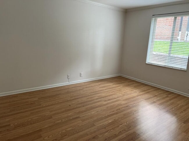 2601 Hillsboro Pike unit J2, Nashville, TN 37212 - photo 6