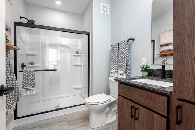 Founders 1 Bedroom Model Bathroom