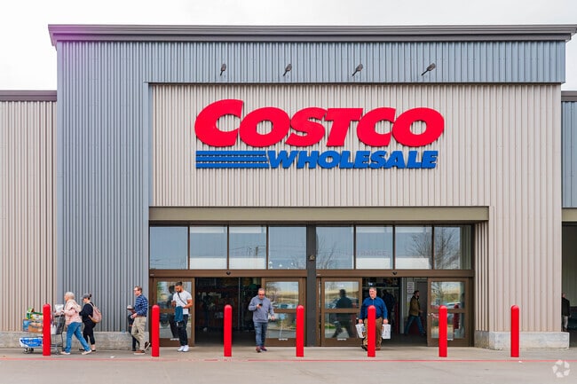 Stonebridge residents enjoy convenient access to Costco, offering everything from fresh produce to bulk items.