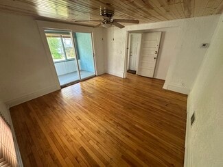 15 Russell Ave S Unit 2, Minneapolis, MN 55405