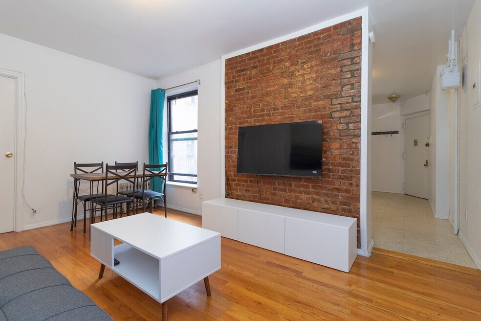 1814 2nd Ave unit ID1032049P, New York, NY 10128 - photo 1