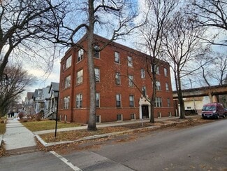 4636 N Hamilton Ave, Chicago, IL 60625