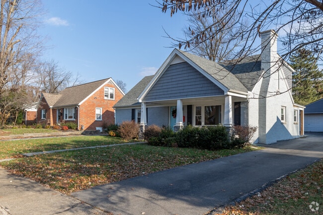 Homes in Rosemill have an average value of $314,416.