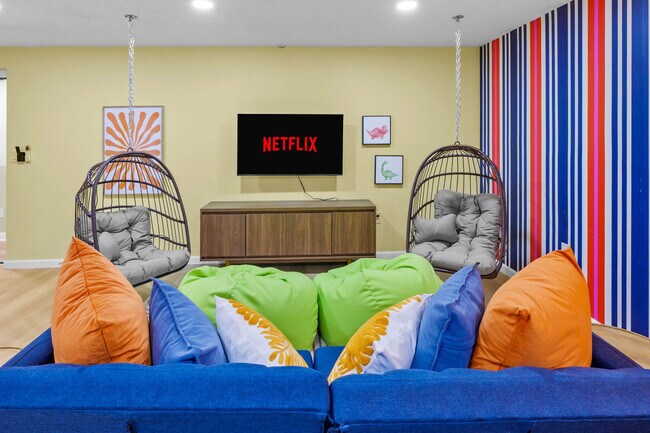 11950 117th St N unit ID1318703P, Largo, FL 33778 - photo 3