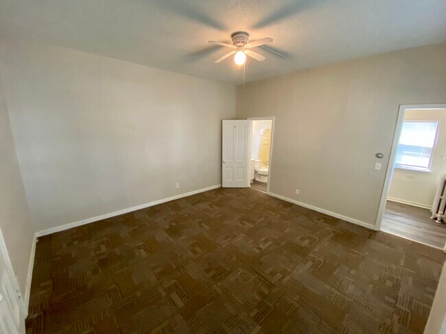 221 8th St S unit 6, La Crosse, WI 54601 - photo 7