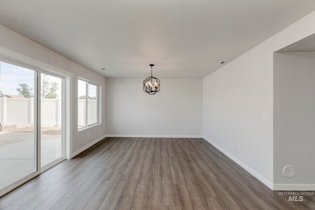 3762 W Maypearl St, Meridian, ID 83642 - photo 2