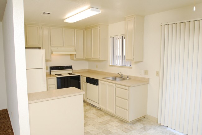 Grouse Run Apartments, Stockton, CA 95207 - photo 6