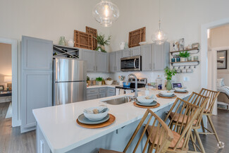 406 Ledbury Rd, Wilmington, NC 28412