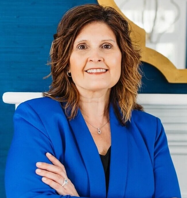 Stephanie Fuller