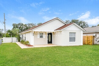 330 N John St, Orlando, FL 32835