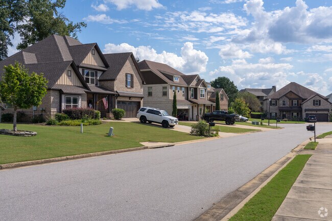 Home prices in Cotswold range from the mid-$400,000s to the mid-$600,000s.