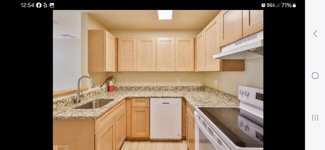 201 Canal Park unit Canal Park III, Easton, PA 18042 - photo 7