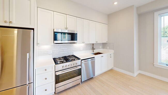 205 Green St unit 2, Boston, MA 02130 - photo 5