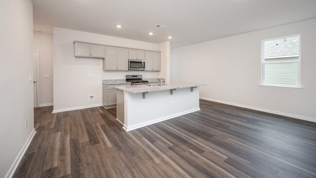 402 Oak Knoll Dr, Jacksonville, NC 28546 - photo 4