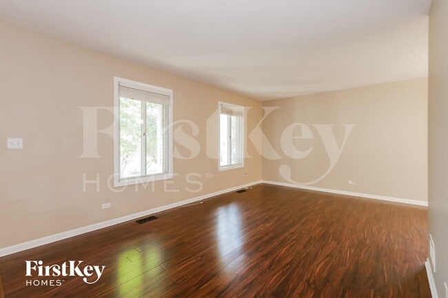 130 Kevin Ln, Oswego, IL 60543 - photo 4