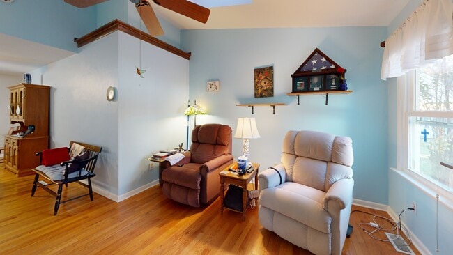 605 Fife St, Chesapeake, VA 23321 - photo 3