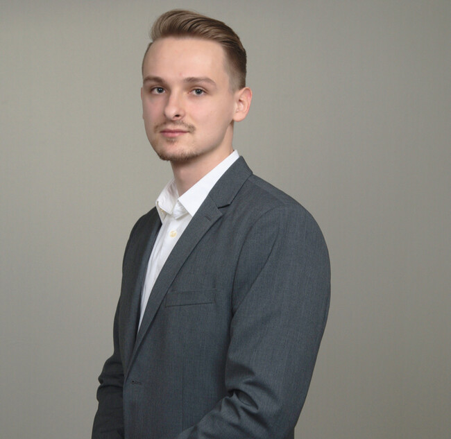 Agent Photo