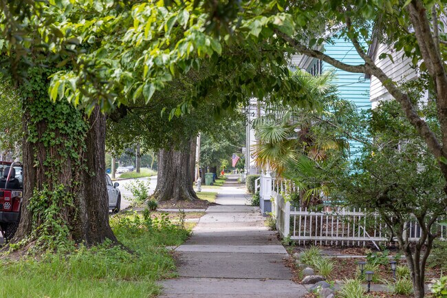 Upper Downtown has sidewalks on most streets making it a walkable location.