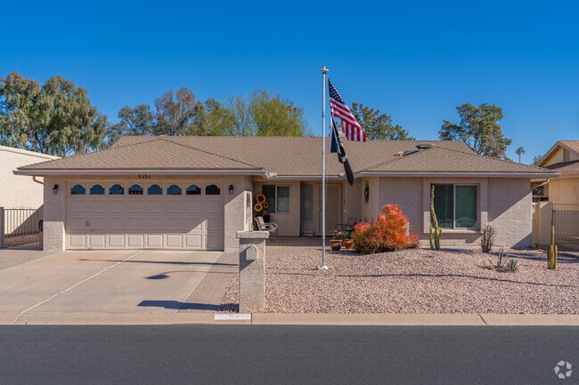 Ranch style homes are also common in Sun Lakes.