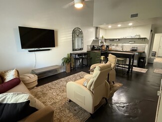 301 S Lipona Rd Unit 8, Tallahassee, FL 32304