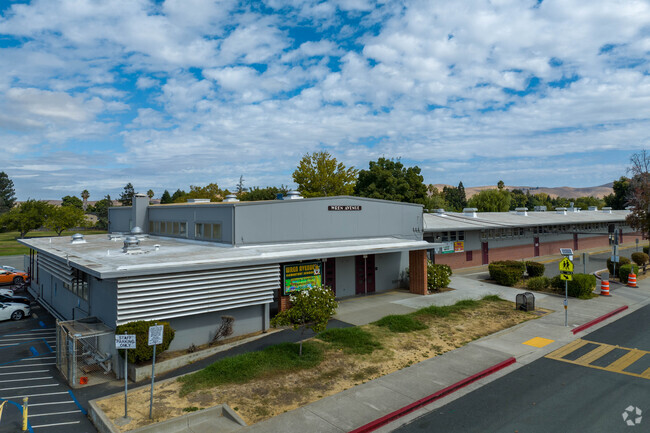 Wren Avenue is a great public school option.