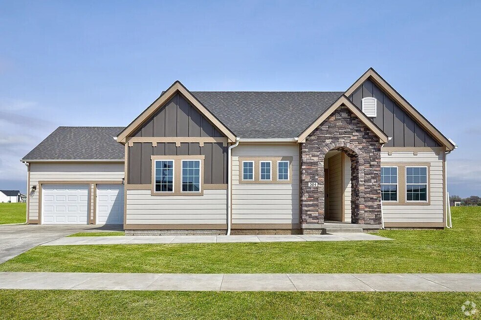 209 SW 15th St unit 36488574, Ankeny, IA 50023 - photo 1