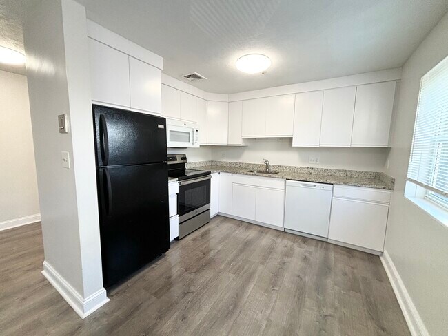 11 Langdon St, Everett, MA 02149 - photo 5