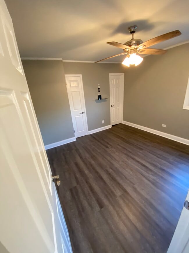 9909 S Ridgeland Ave unit 2S, Oak Lawn, IL 60453 - photo 4