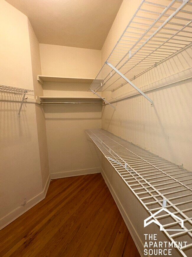 1309 Oak Ave unit S1, Evanston, IL 60201 - photo 7