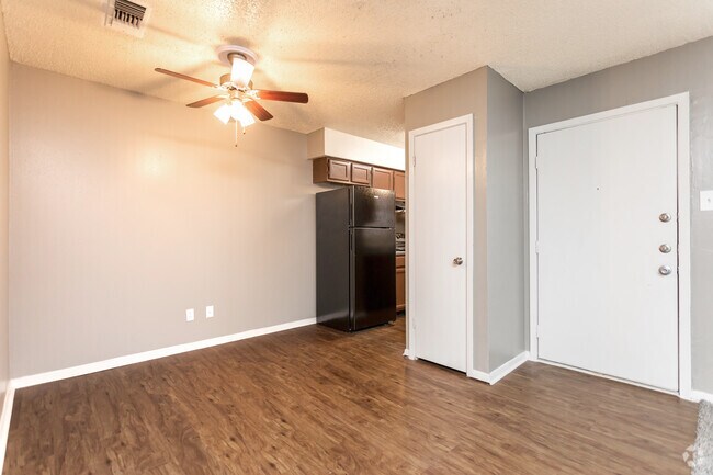 Tri Pointe Square, Mesquite, TX 75149 - photo 3