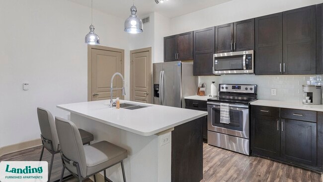 5005 Galleria Dr unit 3106, Farmers Branch, TX 75244 - photo 7