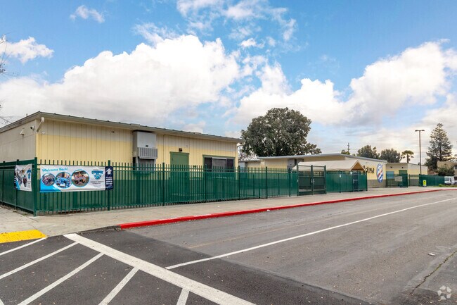 Robert F. Kennedy Elementary School is one of the top elementary schools in Kennedy.